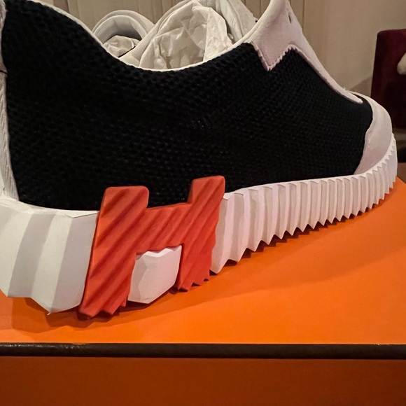 Hermes Black and White Bounce Sneakers with Orange Accent - Picture 5 of 6